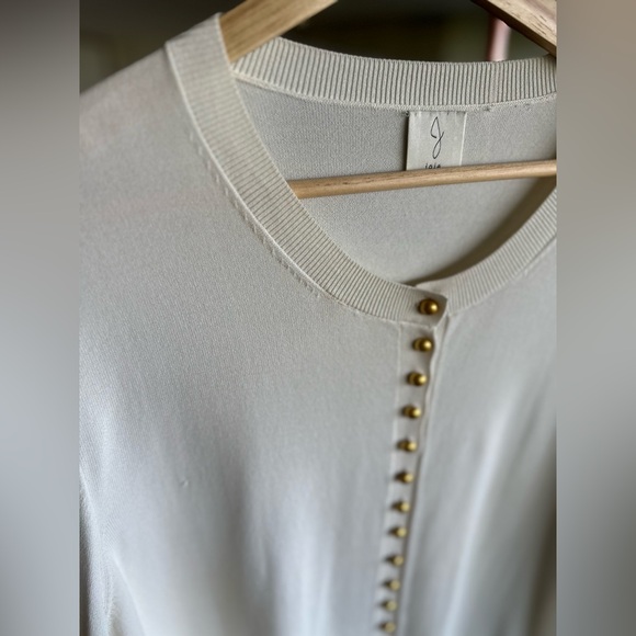 Gorgeous Joie Sweater Light Almond/Cream w/Matte Brushed Gold Buttons NWOT - Picture 7 of 8